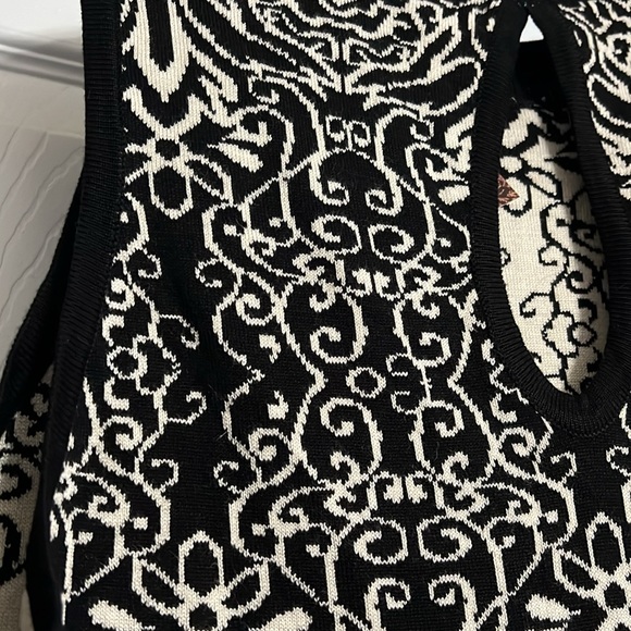 Brand New Very Warm Dress - XXL - Picture 7 of 7